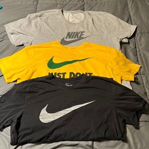 Used lot of 3 Nike T-shirts